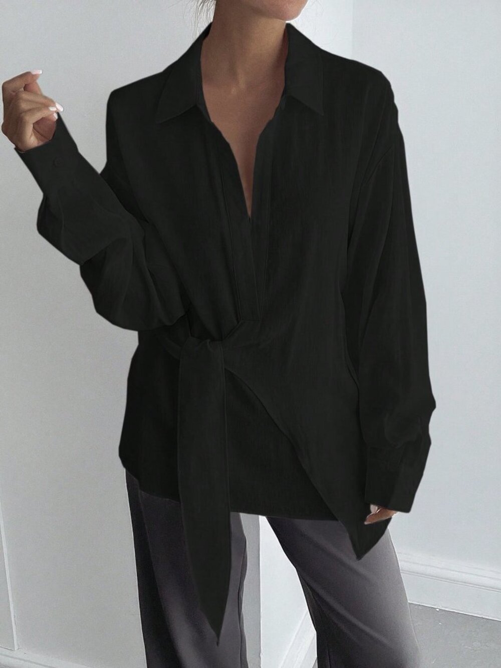 Black Elegant Women's Half-Placket Side Tie Pullover Casual Shirt - Picture 4 of 5